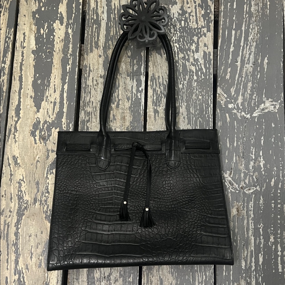 Lillian Vernon Genuine Leather Black Crocodile Embossed Tote Bag | Classic Work